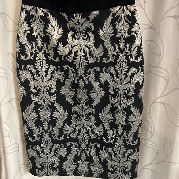 Tadashi shoji size 6 black and gold elegant dress - Picture 4 of 5